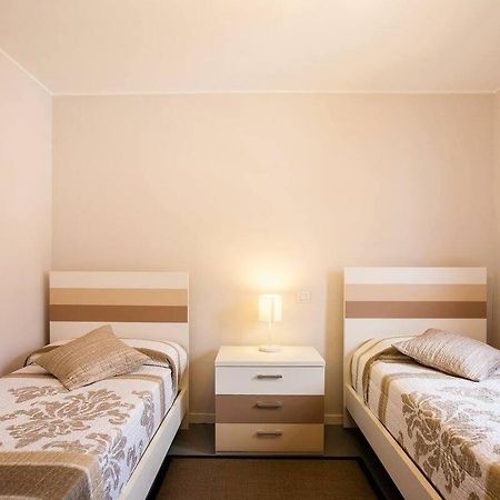 2 Bedroom Apartment For 4 People In Tenerife Costa Adeje  Exteriör bild