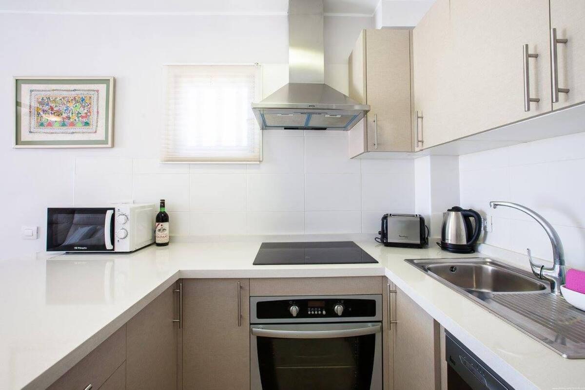 2 Bedroom Apartment For 4 People In Tenerife Costa Adeje  Exteriör bild