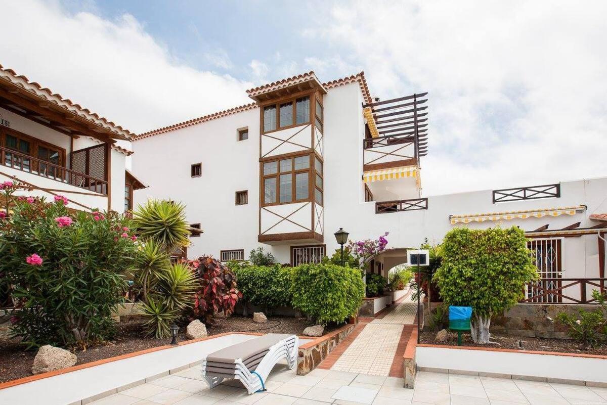 2 Bedroom Apartment For 4 People In Tenerife Costa Adeje  Exteriör bild
