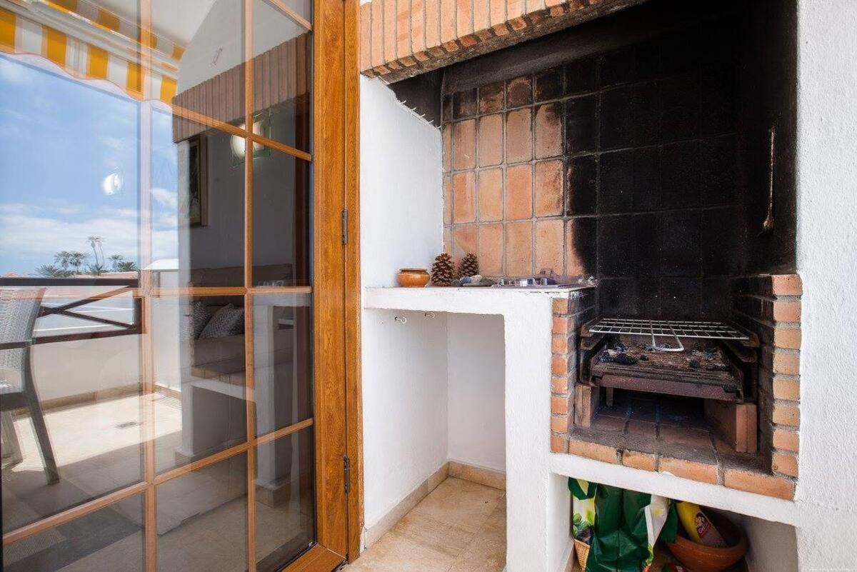 2 Bedroom Apartment For 4 People In Tenerife Costa Adeje  Exteriör bild