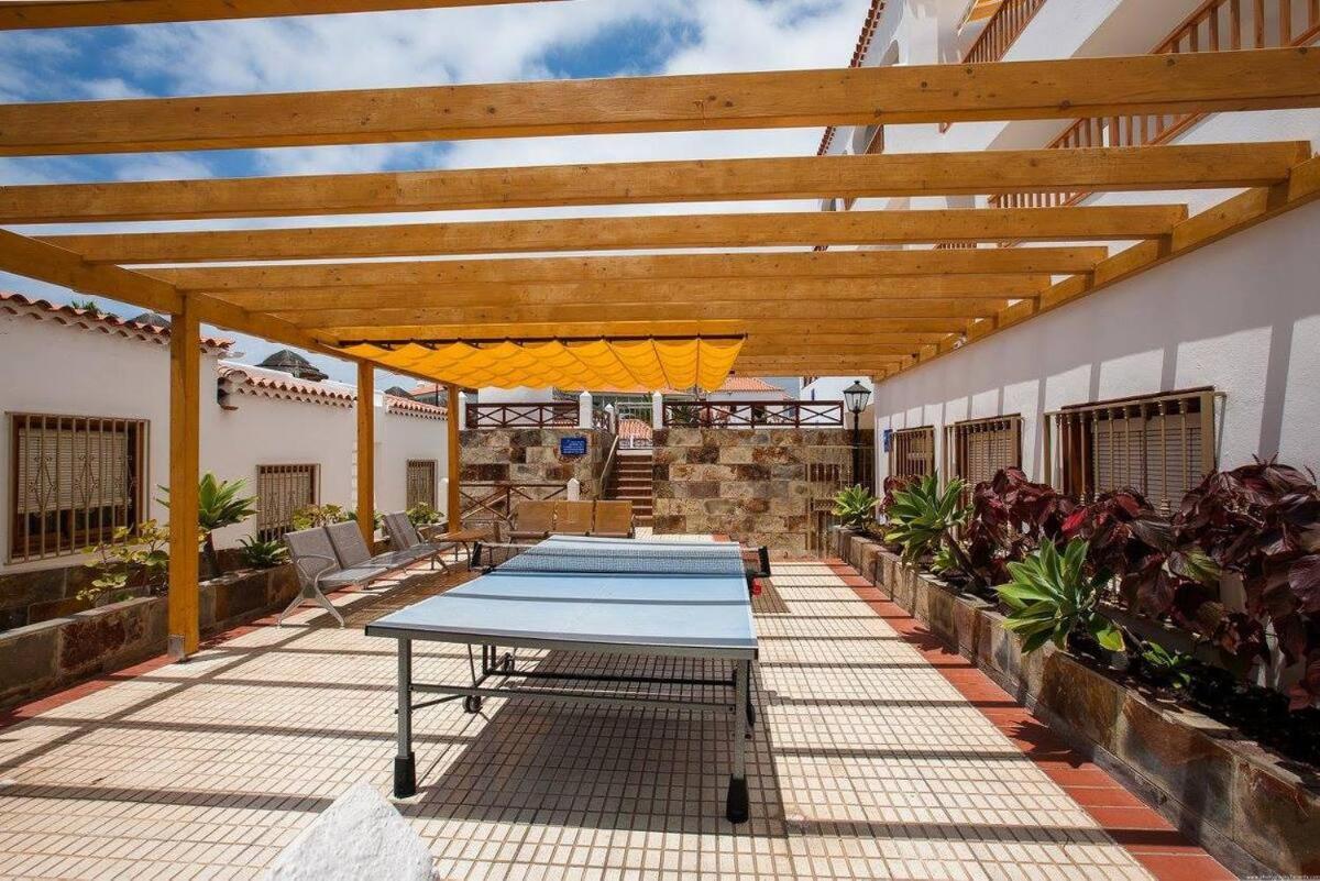 2 Bedroom Apartment For 4 People In Tenerife Costa Adeje  Exteriör bild